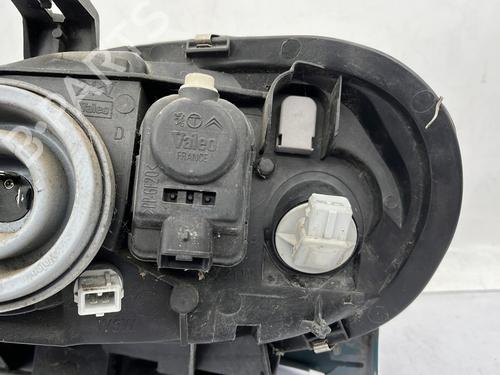Right headlight CITROËN SAXO (S0, S1) 1.1 X, SX | BP29635729C29 