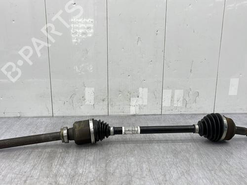 Used Right front driveshaft PEUGEOT 3008 II SUV (MC_, MR_, MJ_, M4_) 1.5 BlueHDi 130 (131 hp) 26132150