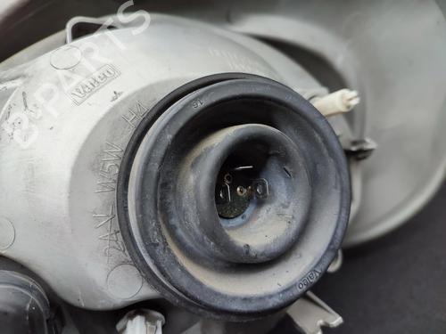 Right headlight RENAULT TRAFIC II Van (FL) 1.9 dCi 100 (FL0C, FL0K, FL0B) | BP23686111C29 - Image 10