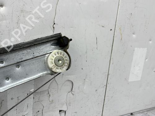 front-left-window-mechanism-dacia-duster-hs_-2010-2011-2012-2013-2014-2015-2016-2017-2018-31649279 main image