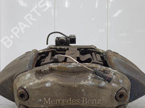 Used Right front brake caliper Right front brake caliper MERCEDES-BENZ M-CLASS (W163) ML 350 (235 hp) 23687567 23687567
