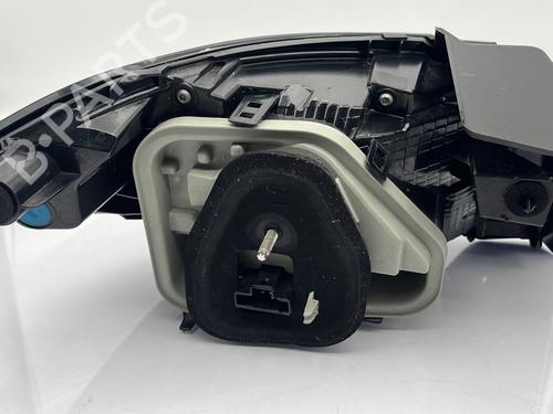 Used Right taillight Right taillight PEUGEOT 208 II (UB_, UP_, UW_, UJ_) 1.2 PureTech 75 (75 hp) 23759053 23759053