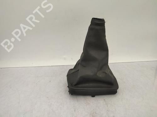 Used Shift knob PEUGEOT 206 Hatchback (2A/C) 1.4 16V (88 hp) 25602567