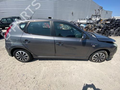 Rear parcel shelf HYUNDAI i30 (FD) 1.6 CRDi | BP37636848C85  - Image 111