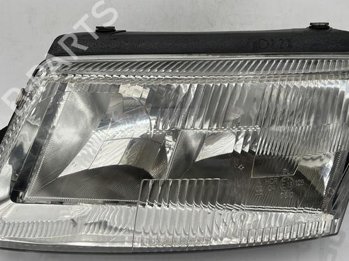 Left headlight VW PASSAT B5 (3B2) 1.9 TDI | BP28100540C28 