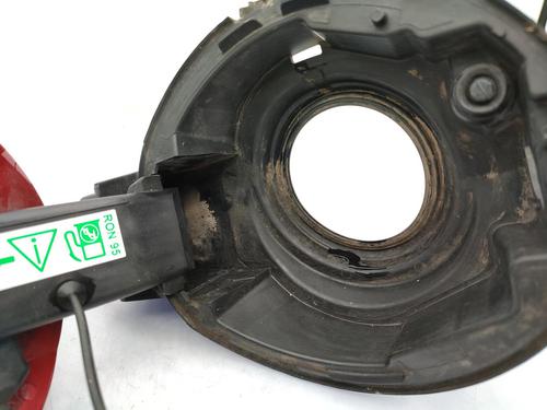 Fuel flap PEUGEOT 308 SW II (LC_, LJ_, LR_, LX_, L4_) 1.2 THP 130 | BP23739718C131