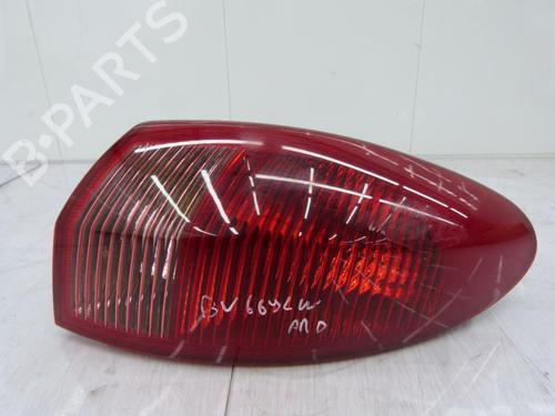 Højre baglygte ALFA ROMEO 147 (937_) 1.9 JTDM 8V (937.AXD1A, 937.AXU1A, 937.BXU1A) (120 hp) 23685555