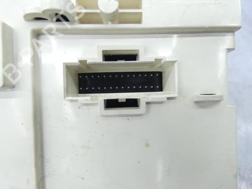 Used Instrument cluster Instrument cluster 23702130 23702130