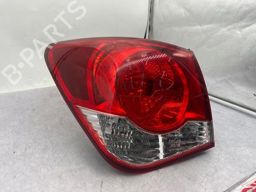 Used Left taillight Left taillight CHEVROLET CRUZE Hatchback (J305) 1.7 D (131 hp) 36400953 36400953