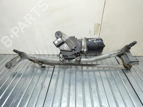 Used Front wiper motor RENAULT MEGANE II (BM0/1_, CM0/1_) 1.9 dCi (BM0G, CM0G) (120 hp) 23670940