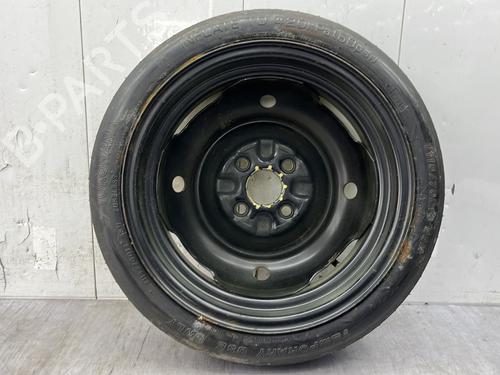 Used Jack Kit Jack Kit TOYOTA YARIS (_P1_) 1.0 (SCP10_, SCP10R) (68 hp) 33204137 33204137