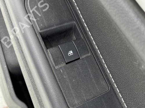 Right front door OPEL ASTRA H Estate (A04) 1.9 CDTI 16V (L35) | BP23693357C3 