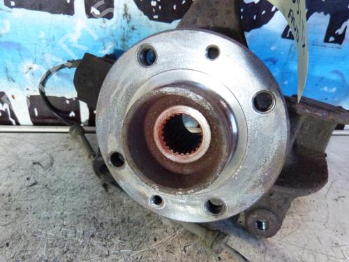 Used Right front steering knuckle Right front steering knuckle RENAULT MEGANE II (BM0/1_, CM0/1_) 1.5 dCi (BM1F, CM1F) (86 hp) 23690278 23690278
