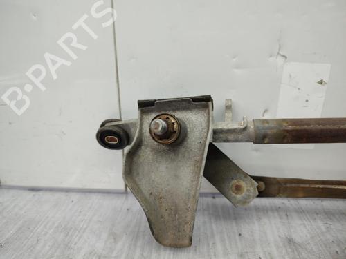 Used Front wiper motor TOYOTA RAV 4 II (_A2_) 2.0 D 4WD (CLA20_, CLA21_, CLA20R, CLA21R) (116 hp) 23729883