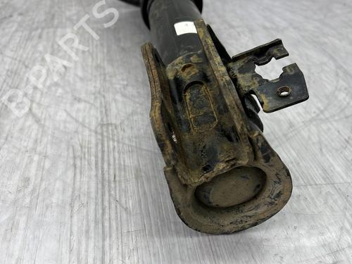 Used Right front shock absorber Right front shock absorber SUZUKI GRAND VITARA I (FT, HT) 2.0 HDI 110 16V 4x4 (SQ420D, TD83V, JA420WD) (109 hp) 29422352 29422352