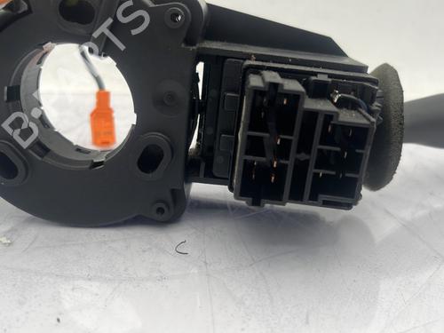 Used Steering column stalk Steering column stalk CITROËN SAXO (S0, S1) 1.5 D (58 hp) 31048568 31048568