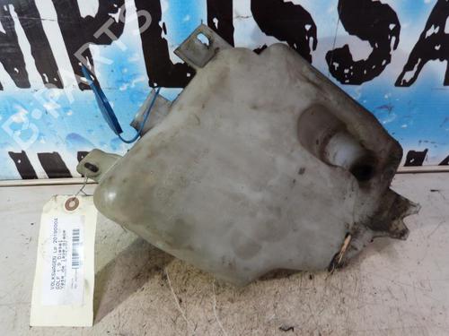 Used Windscreen washer tank VW GOLF III (1H1) 1.9 D (64 hp) 23667922