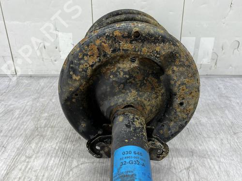 Used Left front shock absorber Left front shock absorber CHRYSLER VOYAGER / GRAND VOYAGER III (GS_, NS_) 2.5 TD (116 hp) 23684103 23684103