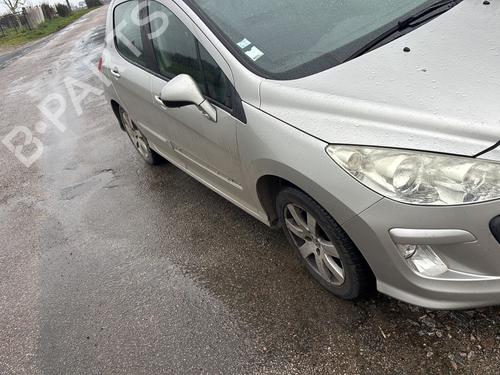 Brugte PEUGEOT 308 I (4A_, 4C_) 1.6 HDi (109 hp) 4371926