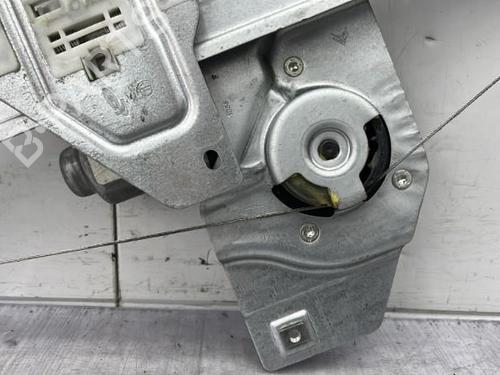 Front right window mechanism CITROËN BERLINGO MULTISPACE (B9) 1.6 HDi 110 | BP23750827C23 