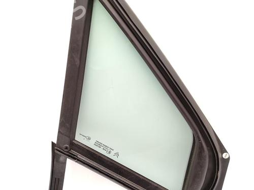 Used Front left quarter glass Front left quarter glass CITROËN C4 Coupe (LA_) 2.0 HDi (136 hp) 23740786 23740786