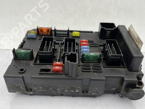 fuse-box-peugeot-307-break-3e-2002-2003-2004-2005-2006-2007-2008-2009-28497240 main image