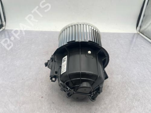 Used Heater blower motor Heater blower motor PEUGEOT 2008 II (UD_, US_, UY_, UJ_, UR_, UC_) 1.2 THP / PureTech 155 (USHNNS, URHNNS, UXHNJP, URHNJP,... (155 hp) 39486972 39486972