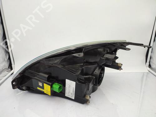 Used Right headlight FORD FIESTA V (JH_, JD_) 1.4 TDCi (68 hp) 23712531