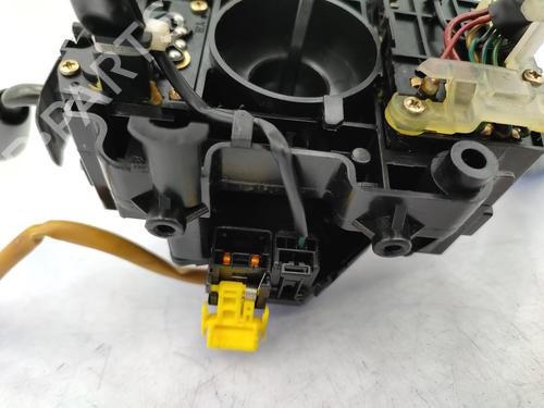 Used Steering column stalk HYUNDAI H-1 / STAREX Bus (A1) 2.5 TCi (101 hp) 23729321