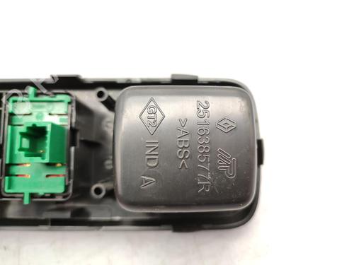 Switch DACIA DUSTER (HS_) 1.2 TCe 125 | BP23732535I30 