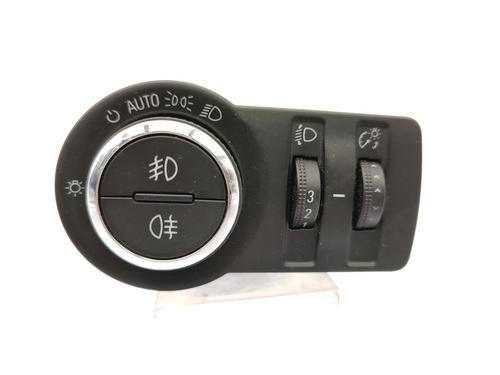 Used Headlight switch OPEL ASTRA J (P10) 1.3 CDTI (68) (95 hp) 23741051