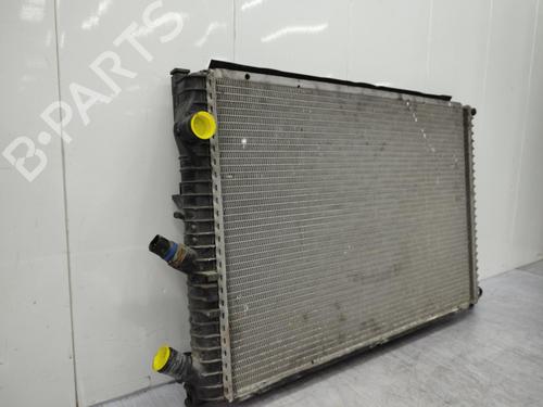 Used Water radiator Water radiator 23678286 23678286