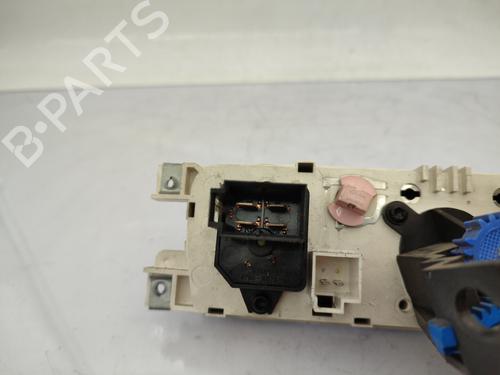 Used Climate control Climate control FORD TRANSIT Van (FA_ _) 2.4 DI RWD (FAA_, FAB_, FAC_, FAD_) (120 hp) 23739125 23739125