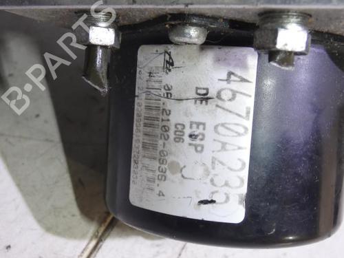 Used ABS pump PEUGEOT 4007 (VU_, VV_) 2.2 HDi (156 hp) 23695919