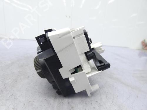 climate-control-citroen-c3-picasso-sh_-2008-23693394 main image