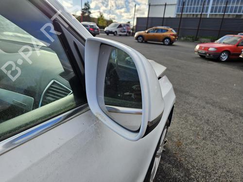 Card reader AUDI Q5 (8RB) 2.0 TDI quattro | BP23761340E4 - Image 50