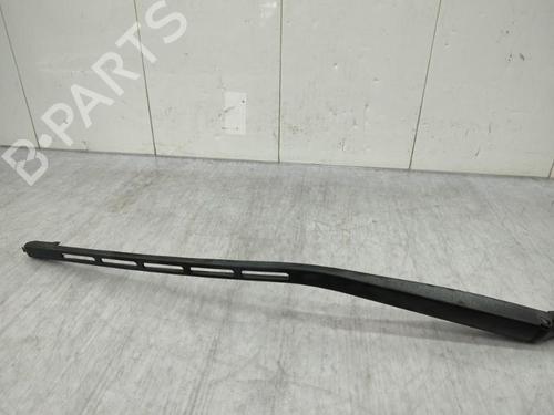 Used Front windshield wiper arm PEUGEOT 307 (3A/C) 1.6 HDi (90 hp) 23749513