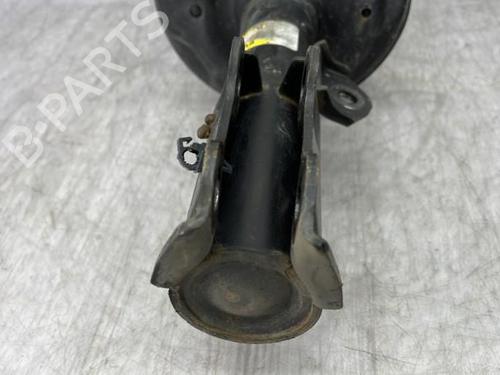 Used Right front shock absorber Right front shock absorber TOYOTA AURIS (_E18_) 1.2 (NRE185_, NRE185R) (116 hp) 23751725 23751725