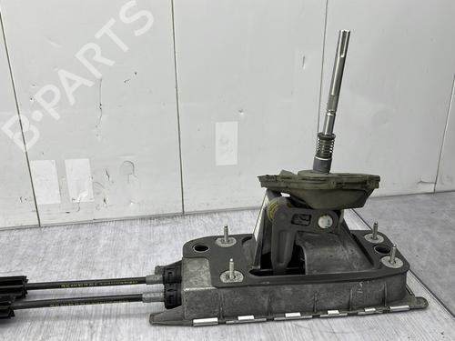 Used Gear lever Gear lever VW GOLF VI (5K1) 2.0 TDI (170 hp) 23868333 23868333