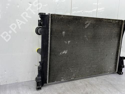 water-radiator-mercedes-benz-c-class-w204-2007-2008-2009-2010-2011-2012-2013-2014-2015-33945277 main image