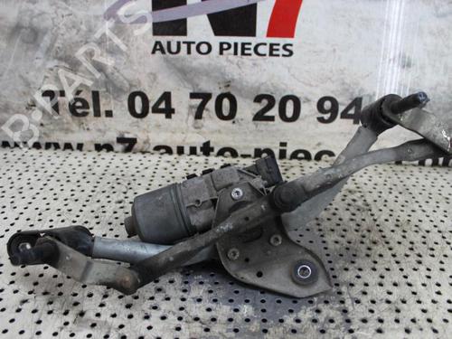 Used Front wiper motor RENAULT TWINGO II (CN0_) 1.5 dCi 75 (75 hp) 23686491