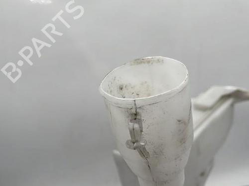 Used Windscreen washer tank PEUGEOT 407 (6D_) 2.0 HDi 135 (6DRHRH, 6DRHRE, 6DRHRG, 6DRHRJ) (136 hp) 23752952