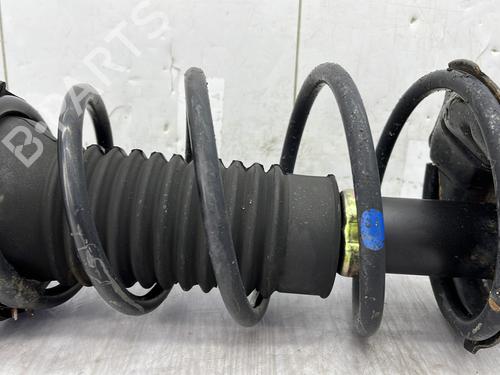 Used Right front shock absorber Right front shock absorber TOYOTA YARIS (_P1_) 1.0 (SCP10_, SCP10R) (68 hp) 25997695 25997695
