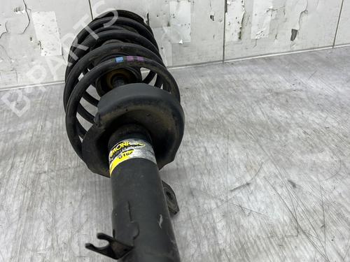 Used Right front shock absorber Right front shock absorber CITROËN C2 (JM_) 1.1 (60 hp) 33420788 33420788