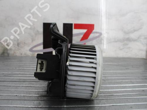 Used Heater blower motor FIAT PUNTO EVO (199_) 1.3 D Multijet (199AXC1A, 199BXC1A, 199AXT1A, 199BXT1A) (75 hp) 23692943