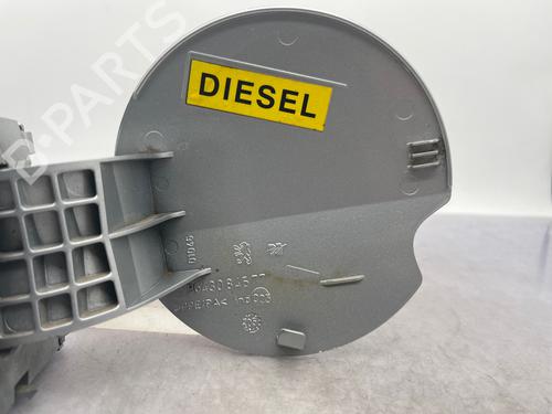 Used Fuel flap Fuel flap 39521134 39521134