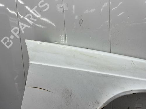 Used Right front fenders Right front fenders MERCEDES-BENZ 190 (W201) [1982-1993] 36311726 36311726