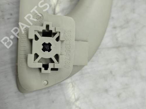 Interior roof handle PEUGEOT 5008 (0U_, 0E_) 2.0 HDi | BP23709863I35 