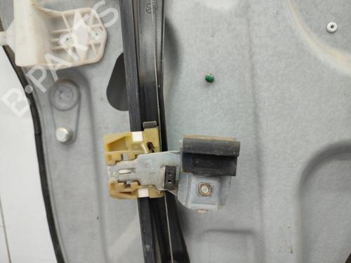 Used Front right window mechanism Front right window mechanism VW TOURAN (1T1, 1T2) 2.0 TDI (136 hp) 23731580 23731580