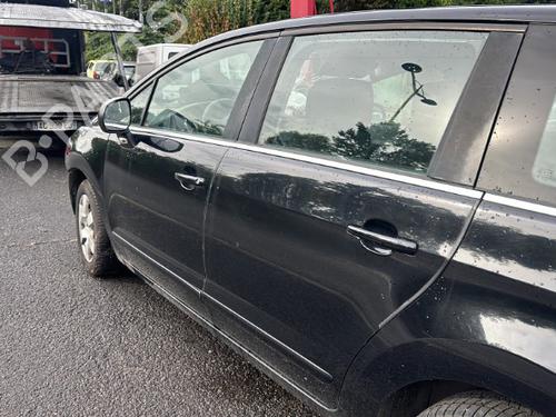 Middle console PEUGEOT 5008 (0U_, 0E_) 2.0 HDi 150 / BlueHDi 150 | BP23683373I22 - Image 15